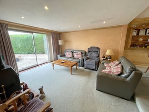 STATION ROAD- click for photo gallery